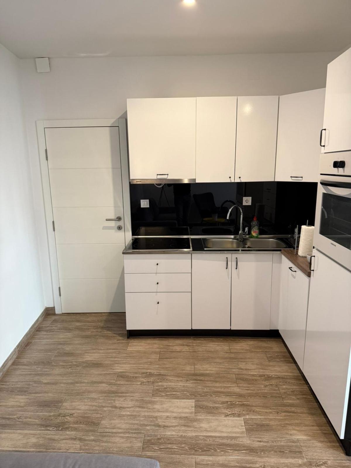 Home Apartmani I Sobe Osijek Exterior foto