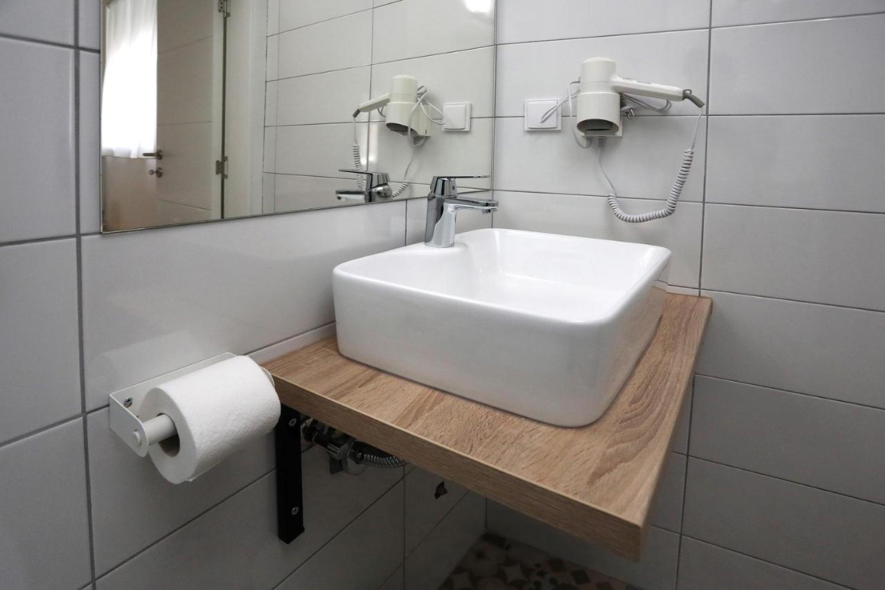 Home Apartmani I Sobe Osijek Exterior foto